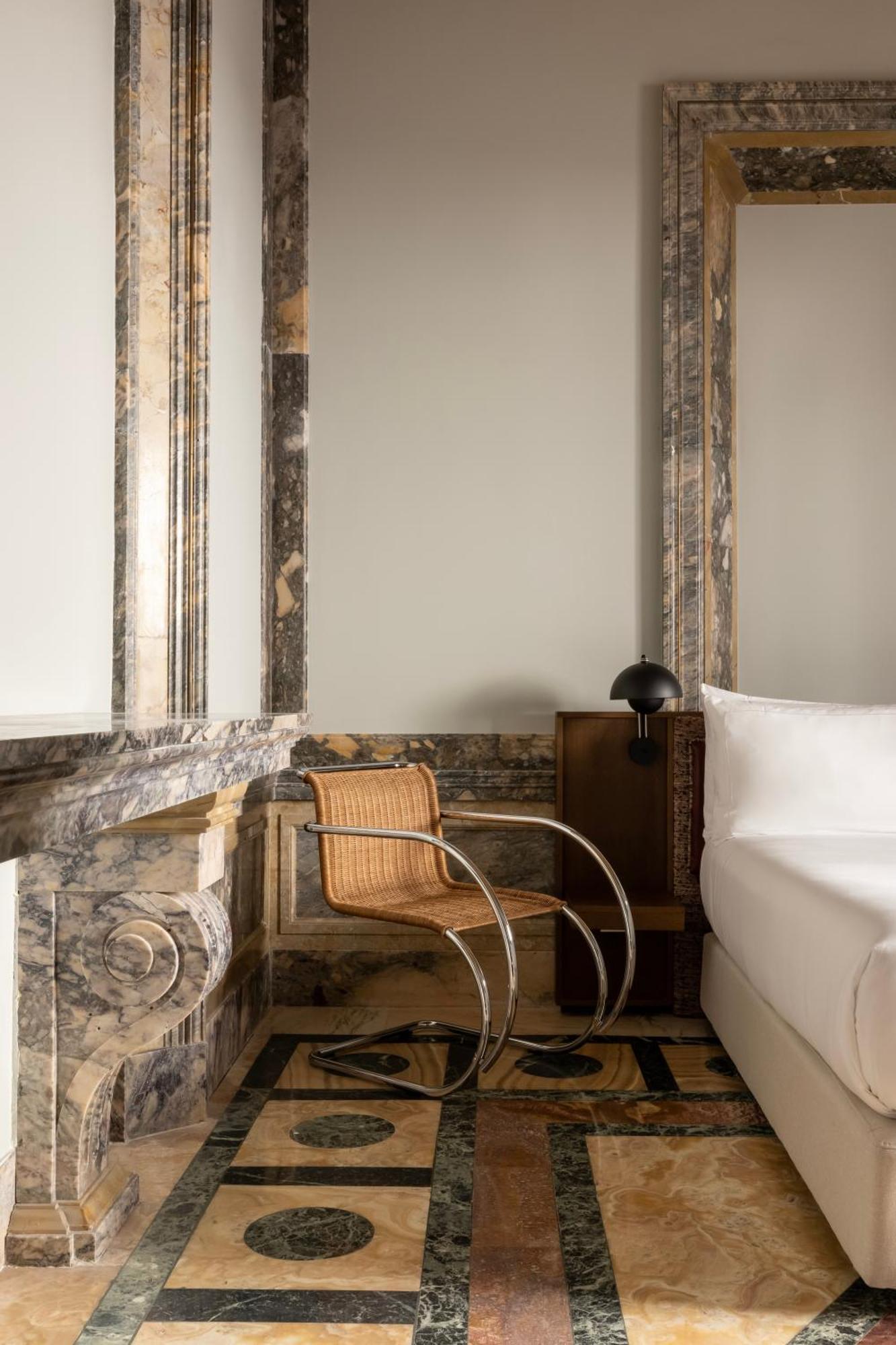 Mercer Residences Sevilla Екстериор снимка