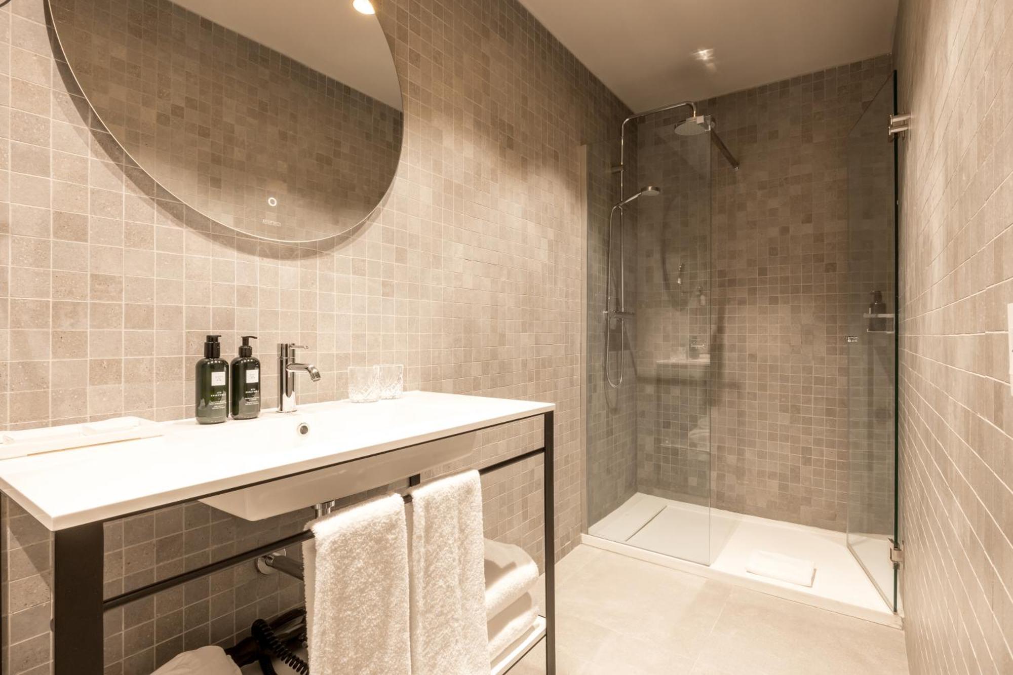 Mercer Residences Sevilla Екстериор снимка